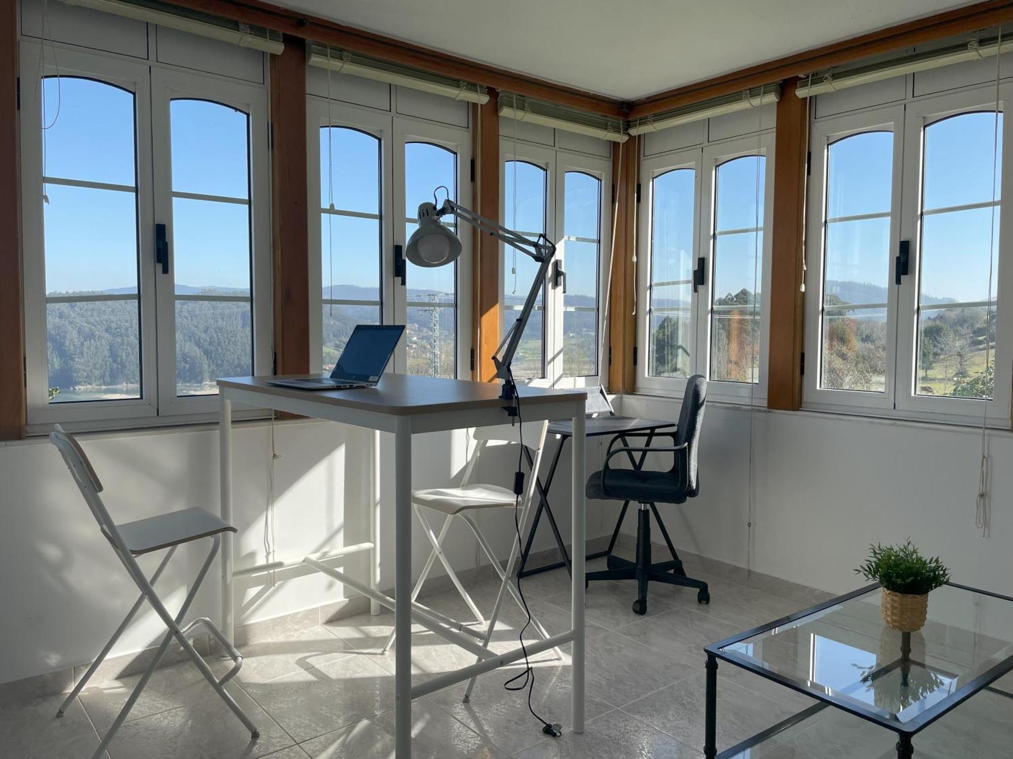 Beachfront Surf & Holiday House, Charming & Quiet Villarrube Exteriör bild