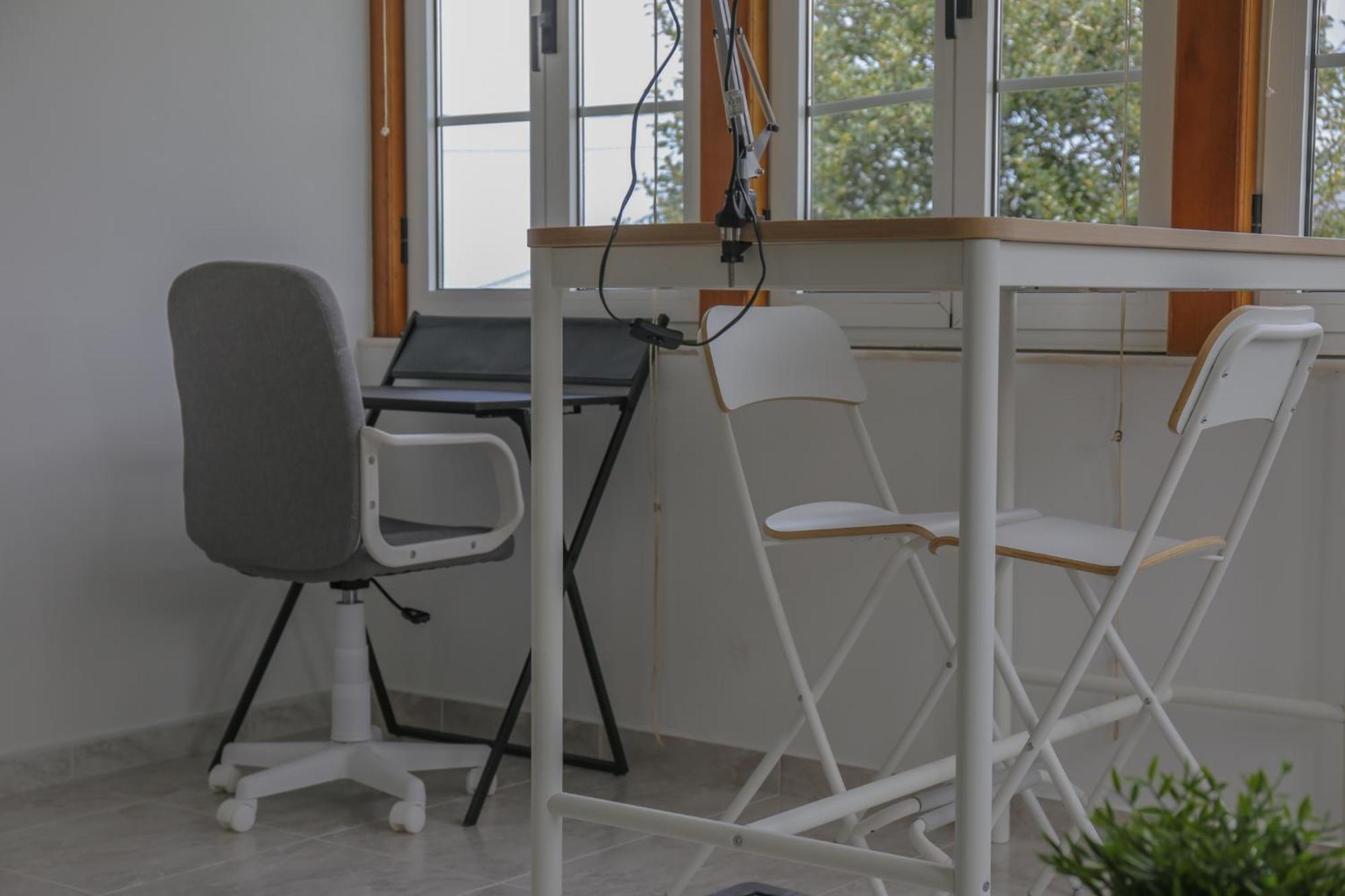 Beachfront Surf & Holiday House, Charming & Quiet Villarrube Exteriör bild